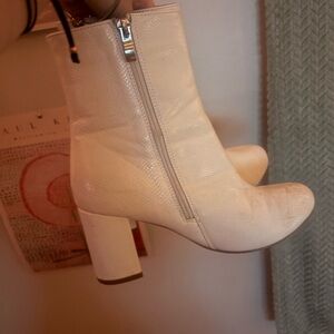 Black Diamond Cream Heeled Boots